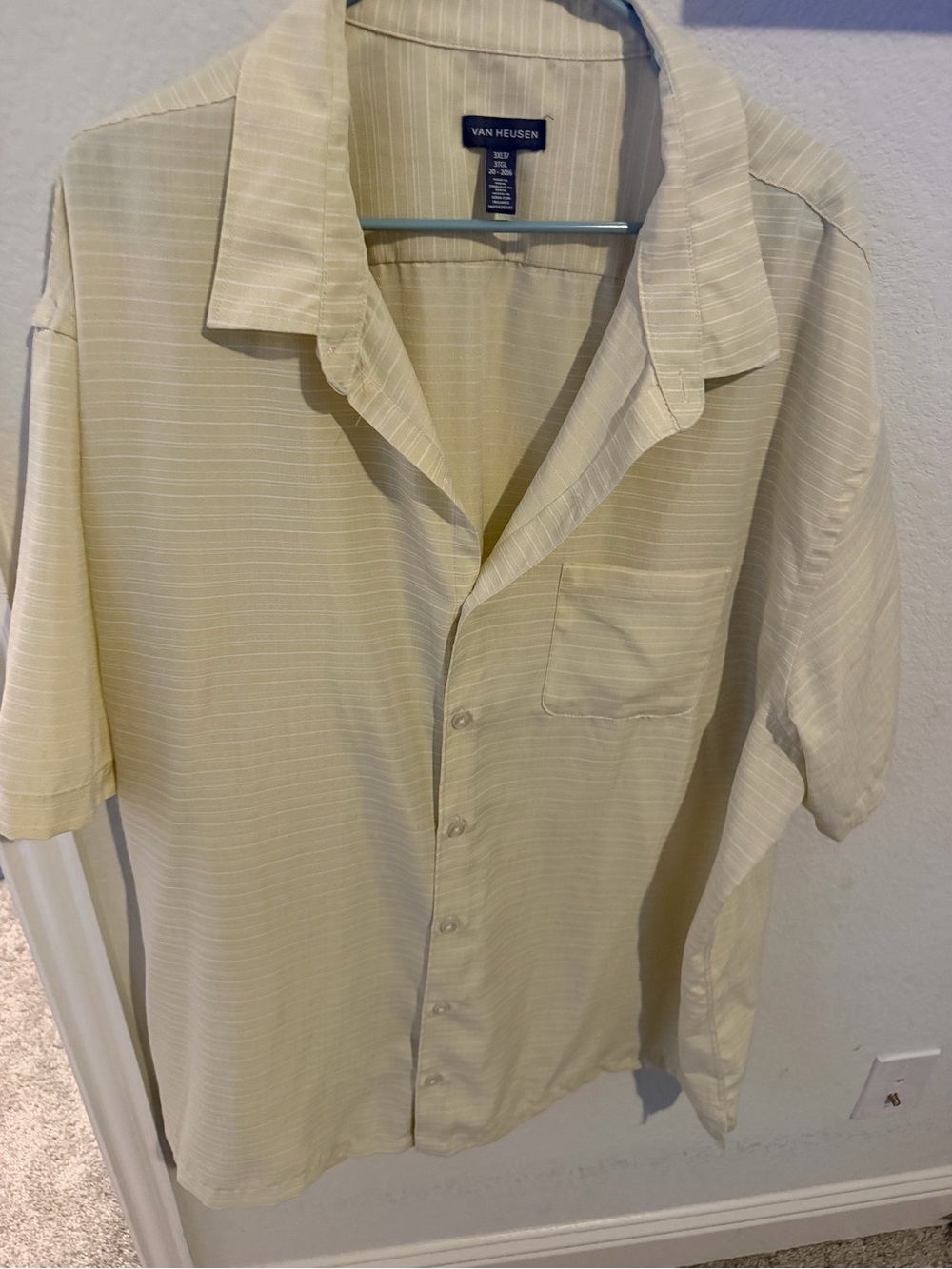 Big and Tall 3XLT Van Heusen Men's Short Sleeve Button-Up Shirt in Light Yellow